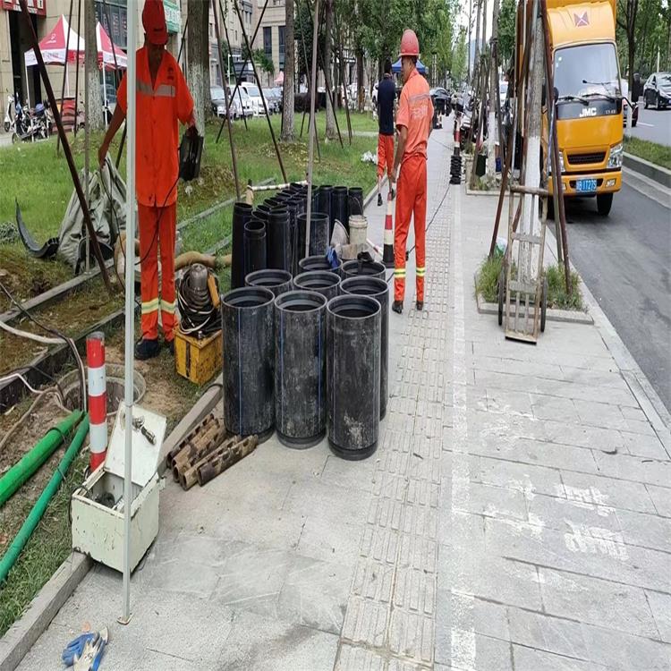 港口镇管道短管置换修复